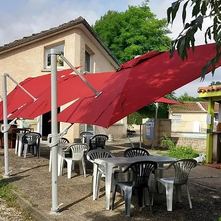 Campingplatz Mobil-home Confortable - 4 Pers. - Api-1-52-2562 Sireuil (Charente)